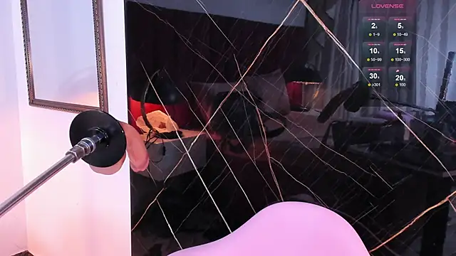 abby blond  online show from December 20, 2025, 12:08 pm