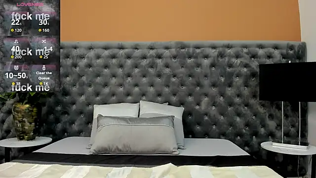 Snapshot of ValeSantoDomingo chatting on June 13, 2026, 10:19 pm ValeSantoDomingo online show from June 13, 2026, 10:19 pm