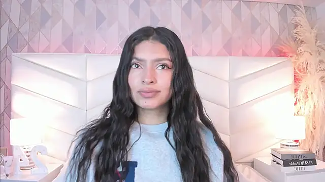 victoria   jonnes online show from October 3, 2025, 12:28 pm