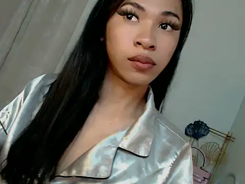 Annaloula online show from November 29, 2025, 7:36 pm