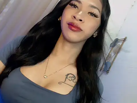 Annaloula online show from May 4, 2026, 4:32 pm
