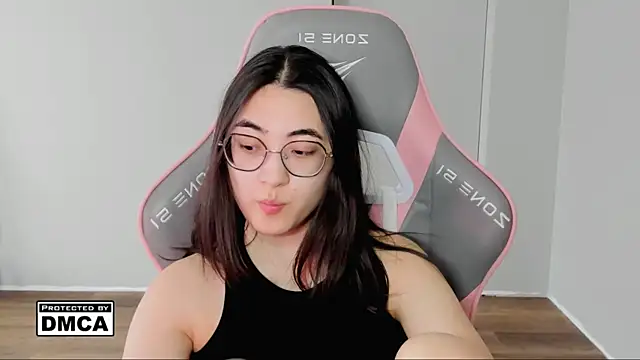 Snapshot of MeilideQian1 chatting on February 5, 2026, 6:20 am MeilideQian1 online show from February 5, 2026, 6:20 am