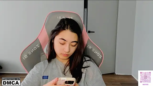 Snapshot of MeilideQian1 chatting on February 24, 2026, 7:42 am MeilideQian1 online show from February 24, 2026, 7:42 am