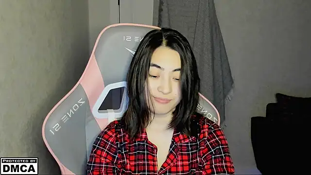 Snapshot of MeilideQian1 chatting on September 16, 2025, 7:37 pm MeilideQian1 online show from September 16, 2025, 7:37 pm