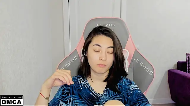 Snapshot of MeilideQian1 chatting on October 31, 2025, 3:41 pm MeilideQian1 online show from October 31, 2025, 3:41 pm