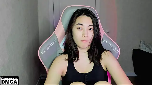 Snapshot of MeilideQian1 chatting on November 23, 2025, 2:38 pm MeilideQian1 online show from November 23, 2025, 2:38 pm