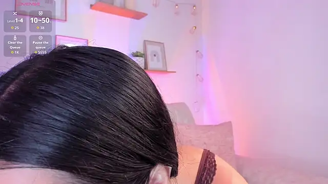 martina-babe online show from November 29, 2025, 2:17 pm