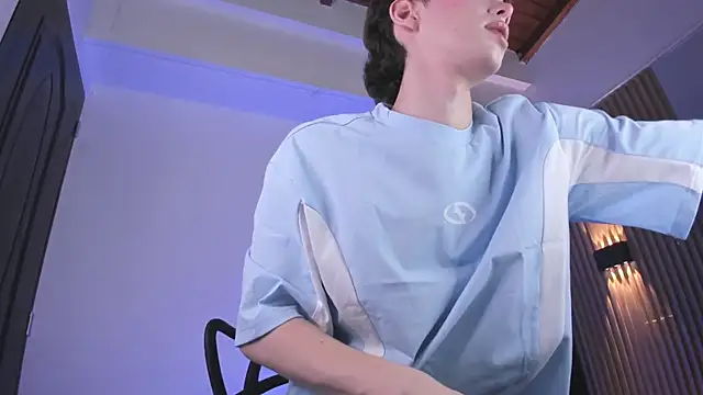 Snapshot of austin_rouse chatting on February 10, 2026, 8:30 pm austin rouse online show from February 10, 2026, 8:30 pm