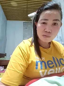 Snapshot of jienrrr chatting on October 30, 2025, 12:20 am jienrrr online show from October 30, 2025, 12:20 am