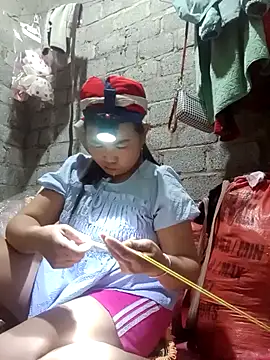 Snapshot of jienrrr chatting on November 13, 2025, 12:58 am jienrrr online show from November 13, 2025, 12:58 am