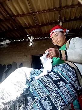 Snapshot of jienrrr chatting on December 1, 2025, 3:51 am jienrrr online show from December 1, 2025, 3:51 am