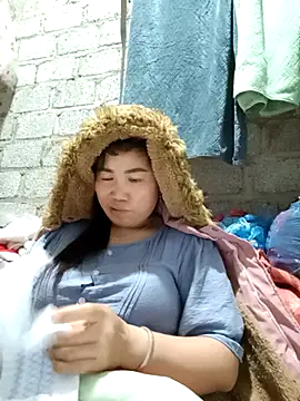 Snapshot of jienrrr chatting on November 6, 2025, 3:10 am jienrrr online show from November 6, 2025, 3:10 am