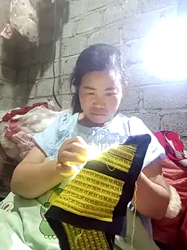 Snapshot of jienrrr chatting on November 12, 2025, 12:48 am jienrrr online show from November 12, 2025, 12:48 am