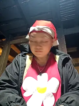 yoowwmr online show from December 4, 2025, 10:25 am