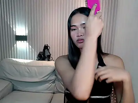 imperfect zandra online show from October 12, 2025, 3:13 pm