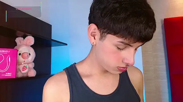 Ezra Storm online show from November 25, 2025, 5:08 am