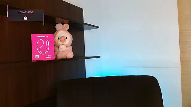 Ezra Storm online show from November 13, 2025, 5:11 am