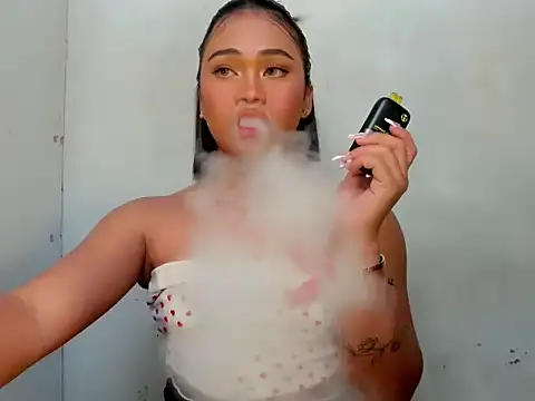 Exotic alyssa69 online show from September 21, 2025, 6:13 pm