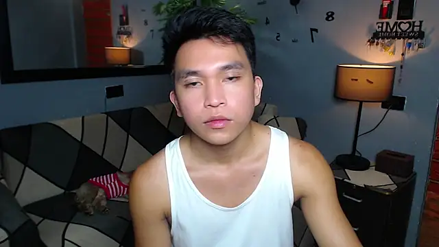 Snapshot of KingMateoGrey chatting on December 17, 2025, 4:34 pm KingMateoGrey online show from December 17, 2025, 4:34 pm