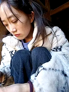 Zhan99999 online show from November 23, 2025, 6:56 am