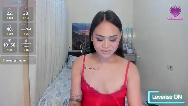 Miss VictoriaWilliams online show from November 18, 2025, 2:42 pm