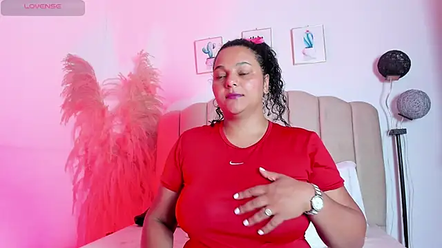 Snapshot of _aithanaa_ chatting on November 6, 2025, 7:18 pm aithanaa online show from November 6, 2025, 7:18 pm