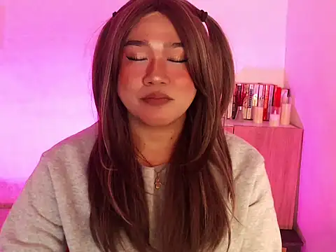 ivory delight online show from April 17, 2026, 1:41 am