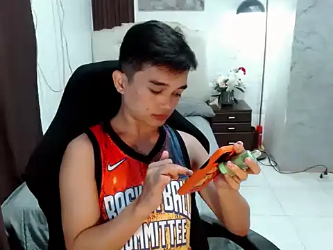 sexysam14 online show from November 2, 2025, 10:53 am