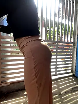 Snapshot of FishingGirl chatting on November 11, 2025, 7:03 am FishingGirl online show from November 11, 2025, 7:03 am