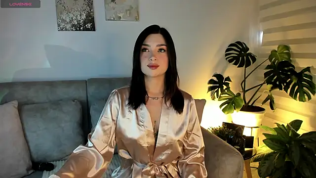 Snapshot of Estrer_collins chatting on May 9, 2026, 7:39 pm Estrer collins online show from May 9, 2026, 7:39 pm