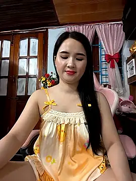 Okleotina online show from October 13, 2025, 4:47 am