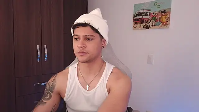 Snapshot of domsantiago_ chatting on September 10, 2025, 10:42 pm domsantiago online show from September 10, 2025, 10:42 pm