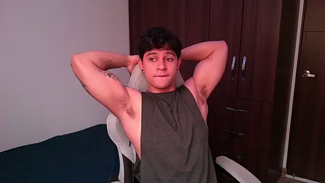 Snapshot of domsantiago_ chatting on October 4, 2025, 3:57 pm domsantiago online show from October 4, 2025, 3:57 pm