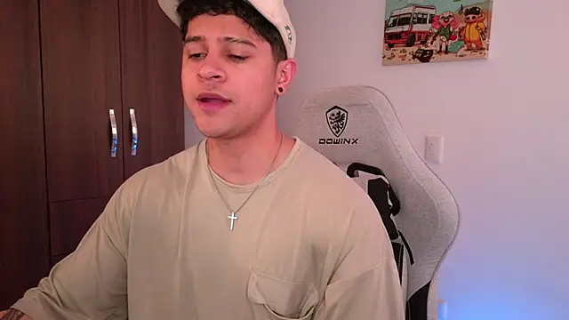 Snapshot of domsantiago_ chatting on September 12, 2025, 9:47 pm domsantiago online show from September 12, 2025, 9:47 pm