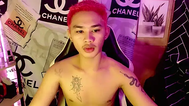 Snapshot of asianhardcock25 chatting on September 25, 2025, 11:27 am asianhardcock25 online show from September 25, 2025, 11:27 am
