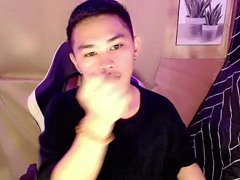 Snapshot of asianhardcock25 chatting on September 14, 2025, 9:53 am asianhardcock25 online show from September 14, 2025, 9:53 am
