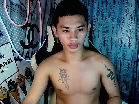 Snapshot of asianhardcock25 chatting on November 26, 2025, 11:43 am asianhardcock25 online show from November 26, 2025, 11:43 am