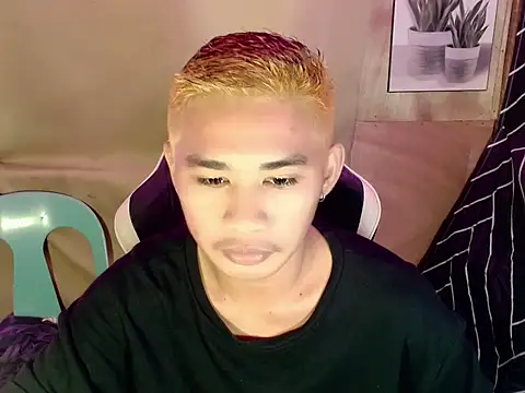 Snapshot of asianhardcock25 chatting on September 15, 2025, 1:44 pm asianhardcock25 online show from September 15, 2025, 1:44 pm