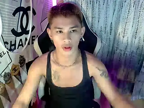 Snapshot of asianhardcock25 chatting on December 16, 2025, 8:35 pm asianhardcock25 online show from December 16, 2025, 8:35 pm