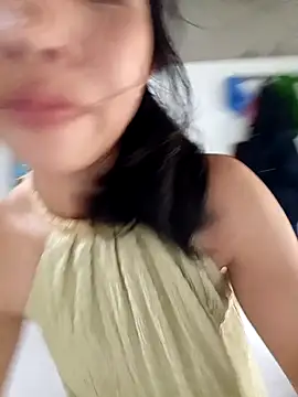 emaame68 online show from October 30, 2025, 4:44 am