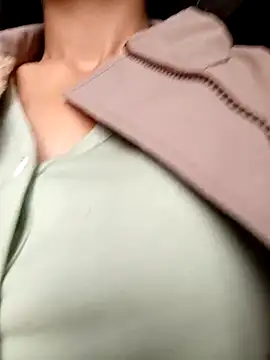 emaame68 online show from December 18, 2025, 2:05 am