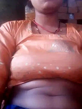Snapshot of Hot_anjo chatting on November 30, 2025, 4:02 am Hot anjo online show from November 30, 2025, 4:02 am