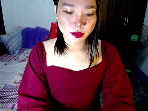 Snapshot of Urassiansweetcummer chatting on September 30, 2025, 12:27 am Urassiansweetcummer online show from September 30, 2025, 12:27 am