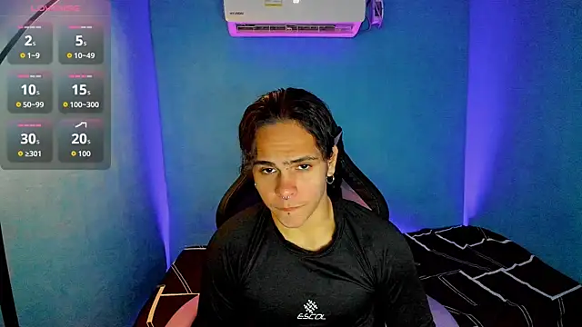 Snapshot of Maximiliano_scoott__ chatting on September 18, 2025, 8:34 pm Maximiliano scoott online show from September 18, 2025, 8:34 pm