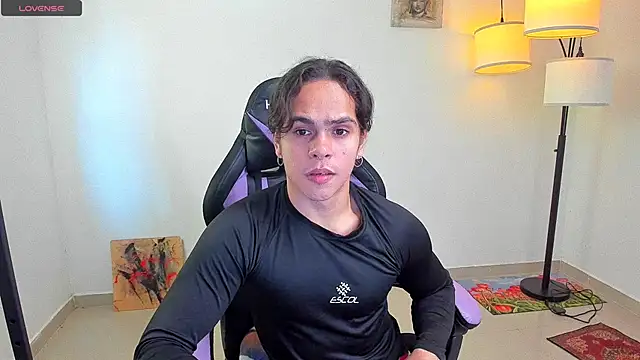 Snapshot of Maximiliano_scoott__ chatting on October 30, 2025, 6:16 pm Maximiliano scoott online show from October 30, 2025, 6:16 pm