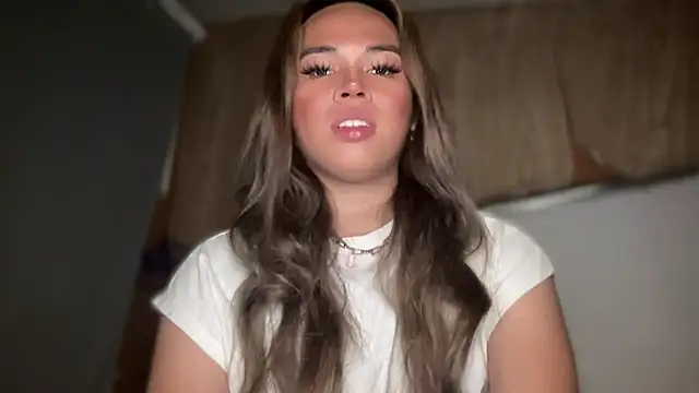 Snapshot of goddessofalltime chatting on September 25, 2025, 8:37 pm goddessofalltime online show from September 25, 2025, 8:37 pm