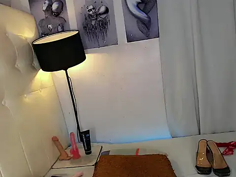 Foxxy Barbie online show from January 6, 2026, 6:39 am