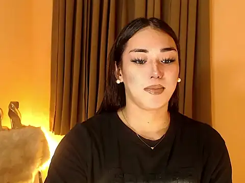 Snapshot of magnificent_kitana chatting on September 12, 2025, 5:56 pm magnificent kitana online show from September 12, 2025, 5:56 pm