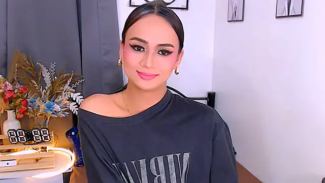 Zialustts online show from February 28, 2026, 3:50 am