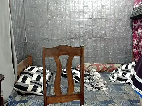 BunnyChain  online show from October 27, 2025, 4:46 am